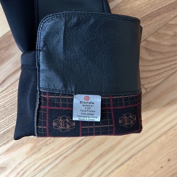 Blondo Leather and Elastic Boots - Picture 3 of 3